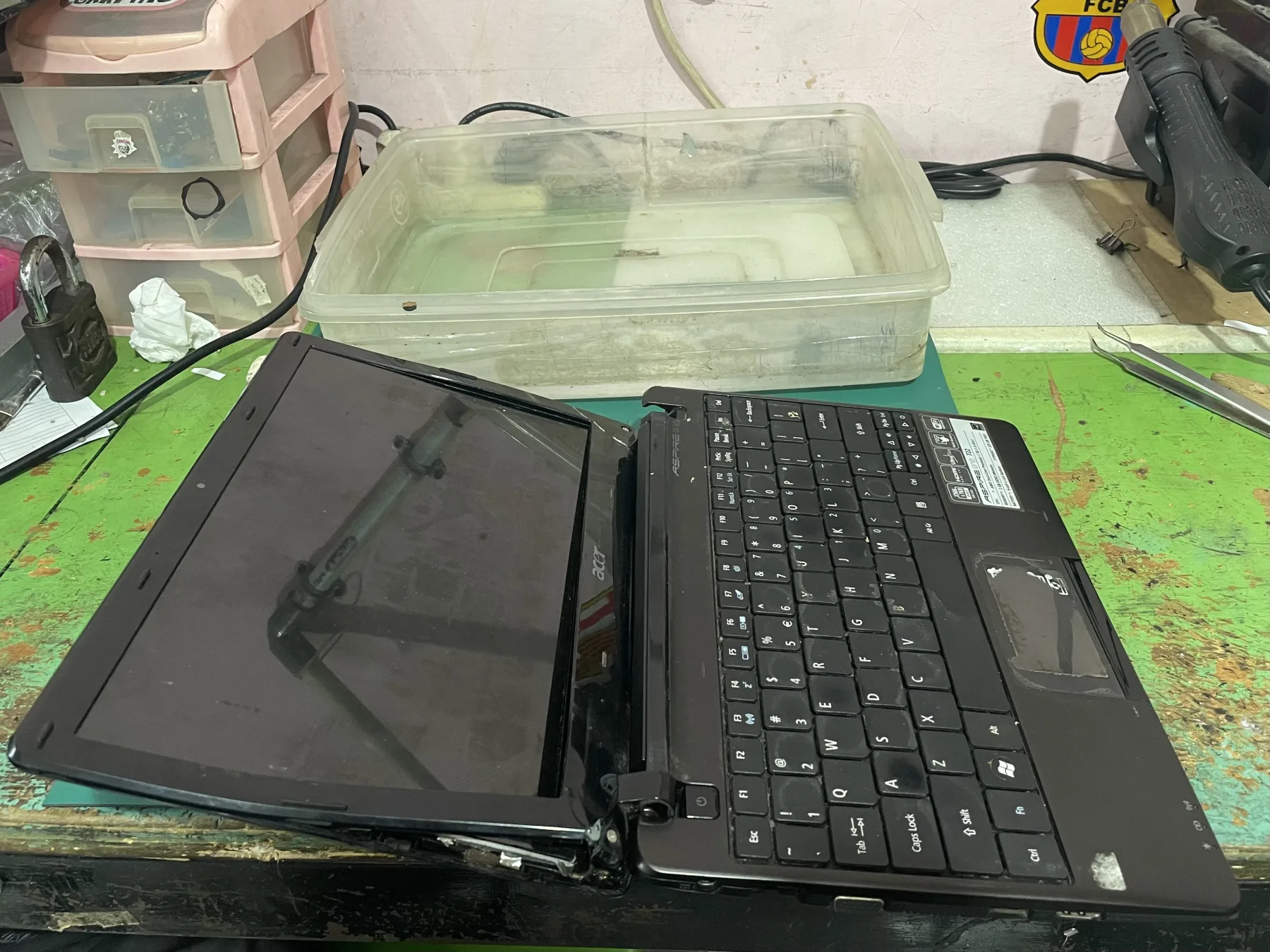 Kondisi sebelum service Service Engsel Acer Aspire One 722 di Godean 1 foto 1